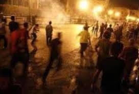 المفرق : مشاجرة عشائرية تنتهي بسبع اصابات وحرق 6 مركبات