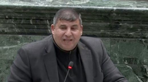 السعود يُشيد بجهود الخارجية في إجلاء فلسطينيين عالقين بعدة دول