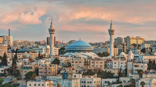 أجواء صيفية بالمرتفعات الجبلية والسهول وحارة في باقي المناطق