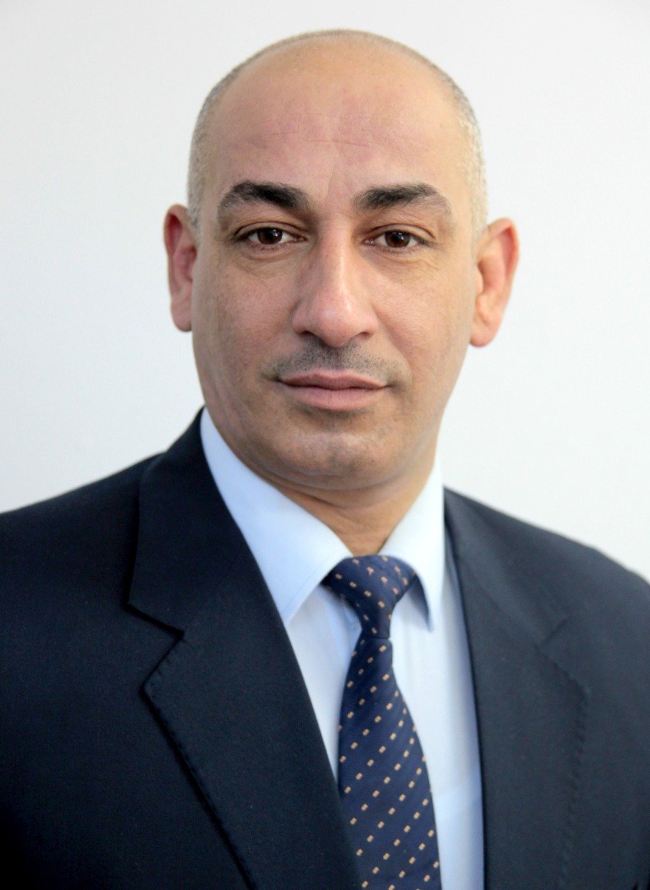 ” إنسانية العيسوي”