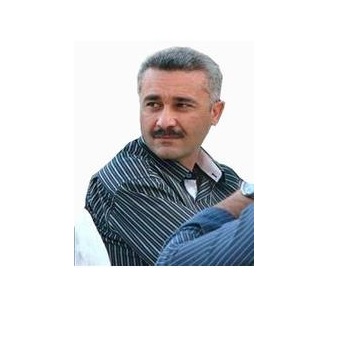 عنيزات يسأل : من الذي يخالف أوامر الدفاع؟؟