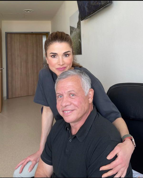 جلالة الملكة للاردنيين ” شكرا للاردنيين الذين تمنوا  لسيدنا  الشفاء