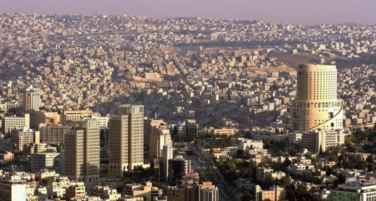 امتداد المنخفض الحراري والكتلة الحارة المُرافقة له