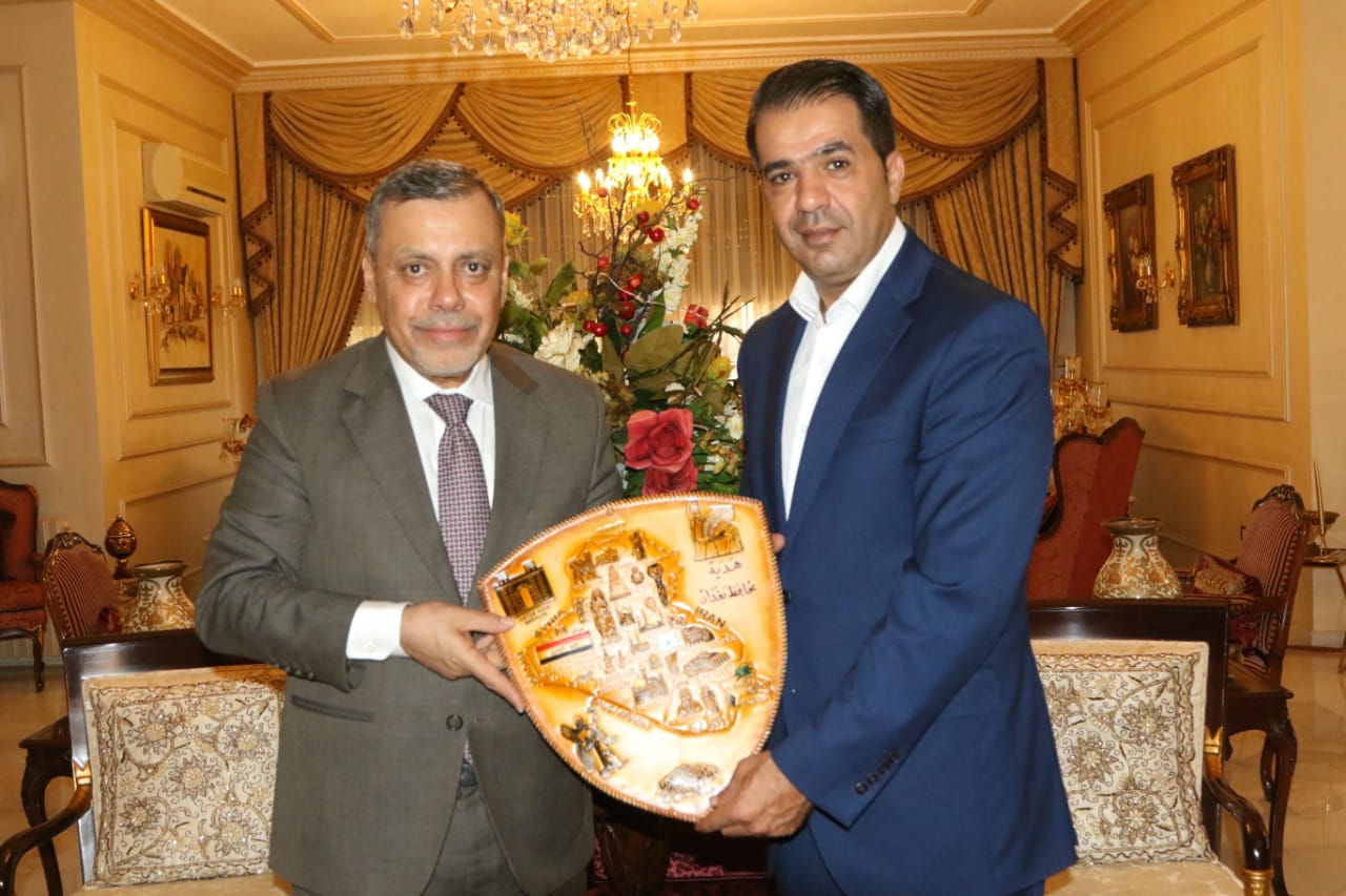 رئيس مجلس محافظة العاصمة يلتقي محافظ بغداد