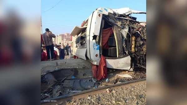 مصر:  اصابة ٢٧ شخص بتصادم قطار مع أتوبيس